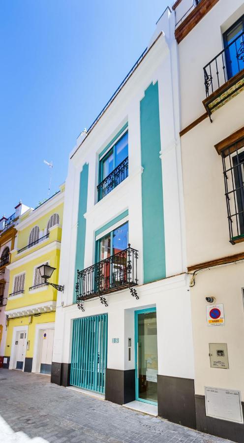 Espectacular Casa De 6 Dormitorios, 7 Banos Y 2 Terrazas * Siviglia